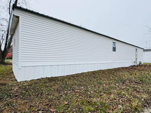 $62,900 | 604 West John Beers Road, Unit 2L, Stevensville, MI 49127