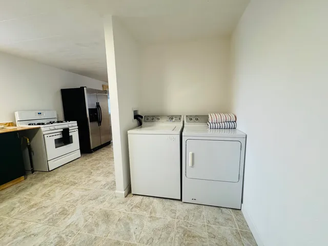 $62,900 | 604 West John Beers Road, Unit 2L, Stevensville, MI 49127