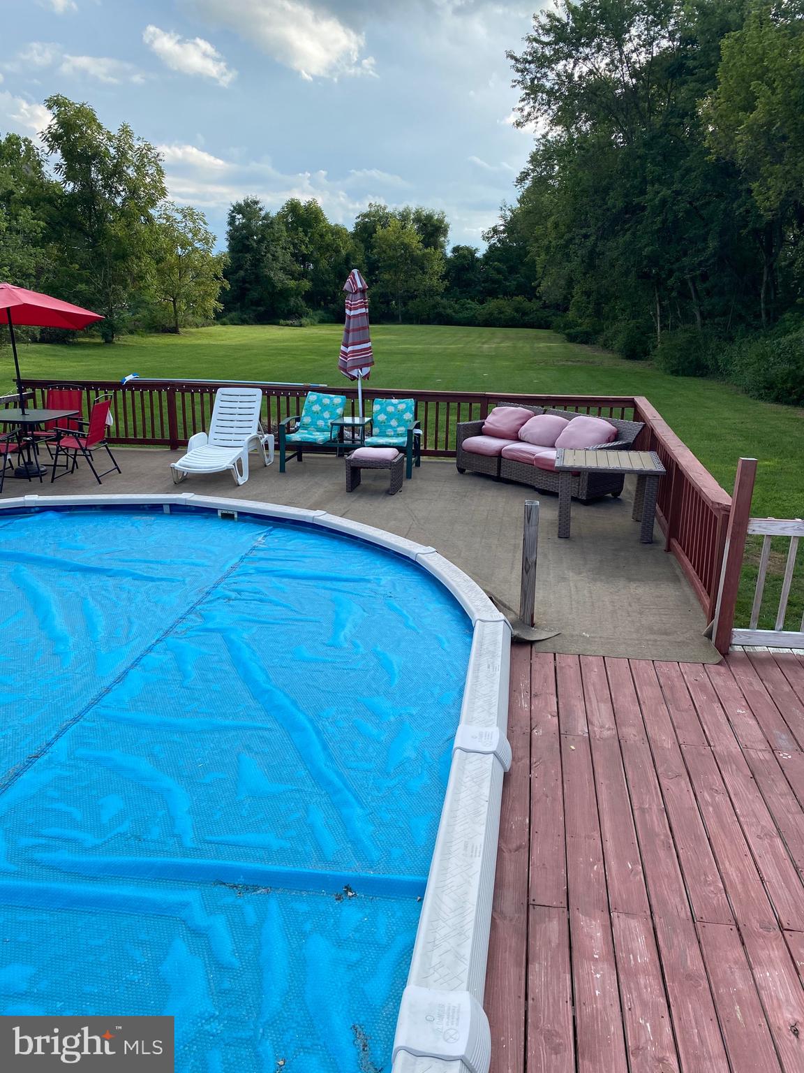 5607 Elizabethtown Road Palmyra, PA 17078 - Photo 11 of 32 Room to entertain!