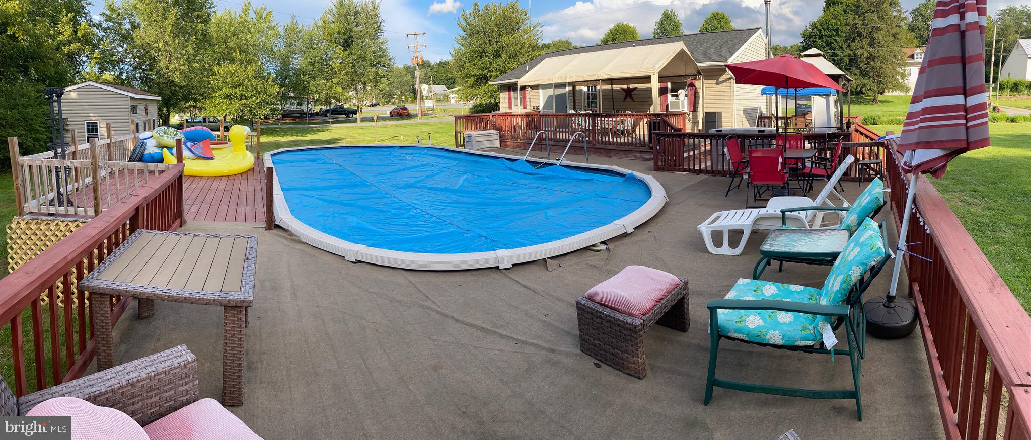 5607 Elizabethtown Road Palmyra, PA 17078 - Photo 4 of 32 21'x 41' pool with wrap around deck