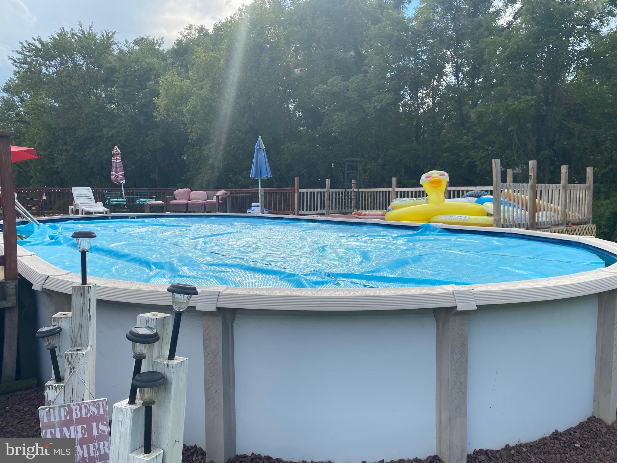 5607 Elizabethtown Road Palmyra, PA 17078 - Photo 9 of 32 Yard view of pool