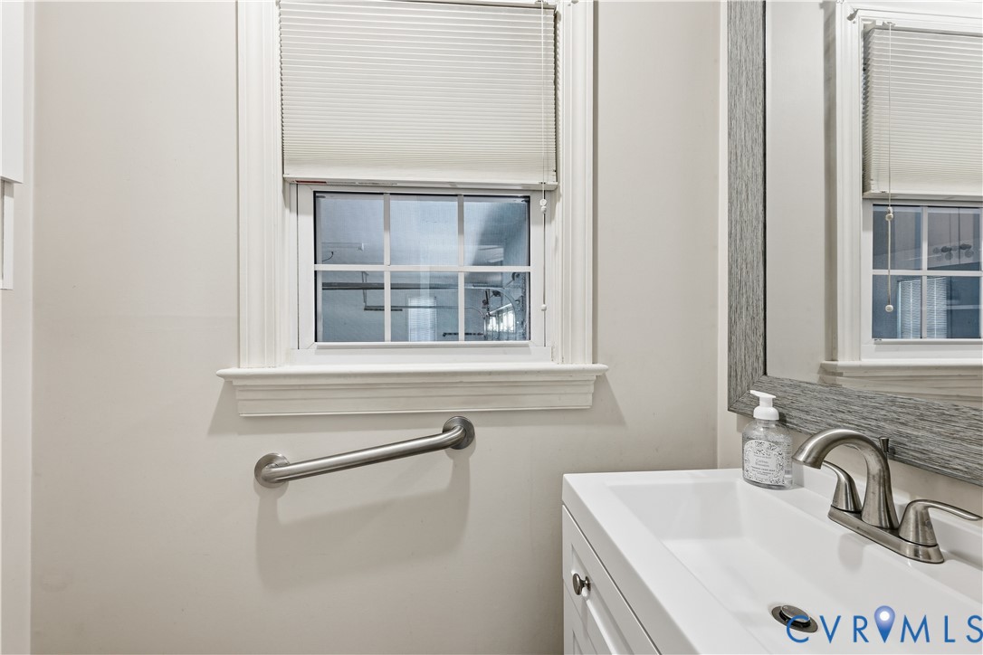 1610 Reams Road Powhatan, VA 23139 - Photo 23 of 41 Half Bath off the kitchen