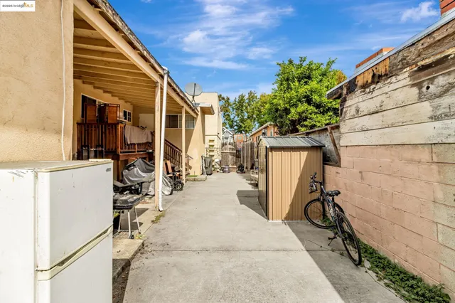 $849,000 | 3109 Sacramento Street, Berkeley, CA 94703