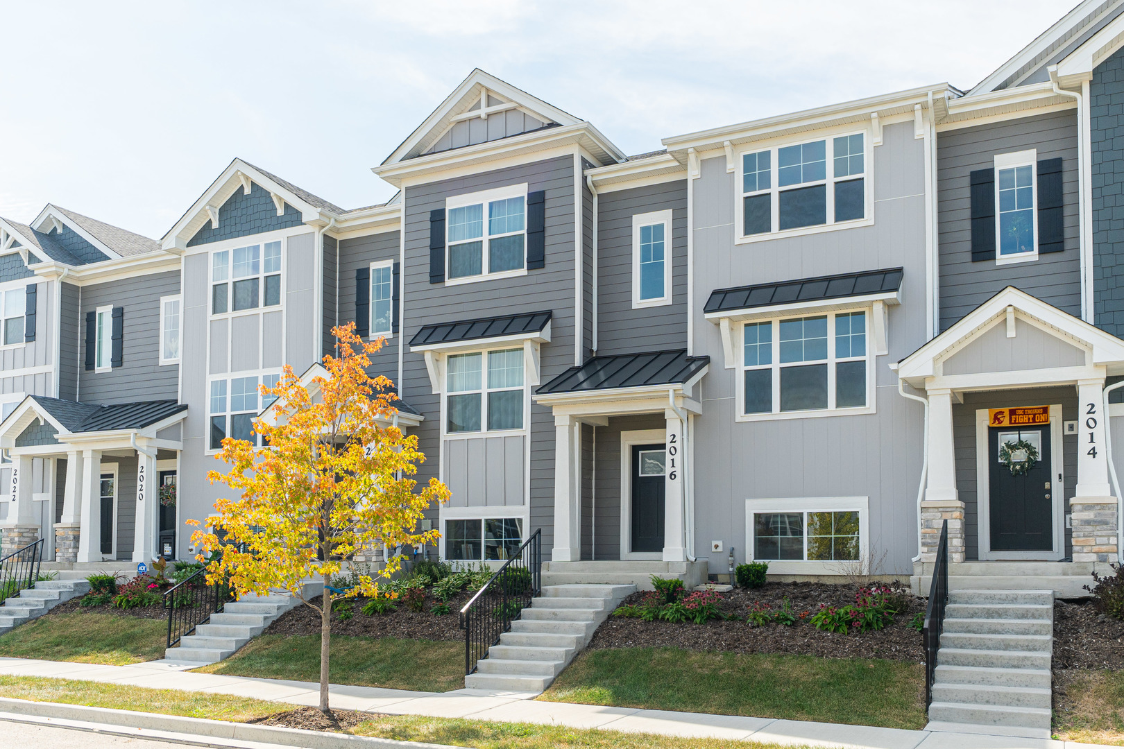 2016 Yellowstone Boulevard Mundelein, IL 60060 - Photo 2 of 30 a front view of a house with street view