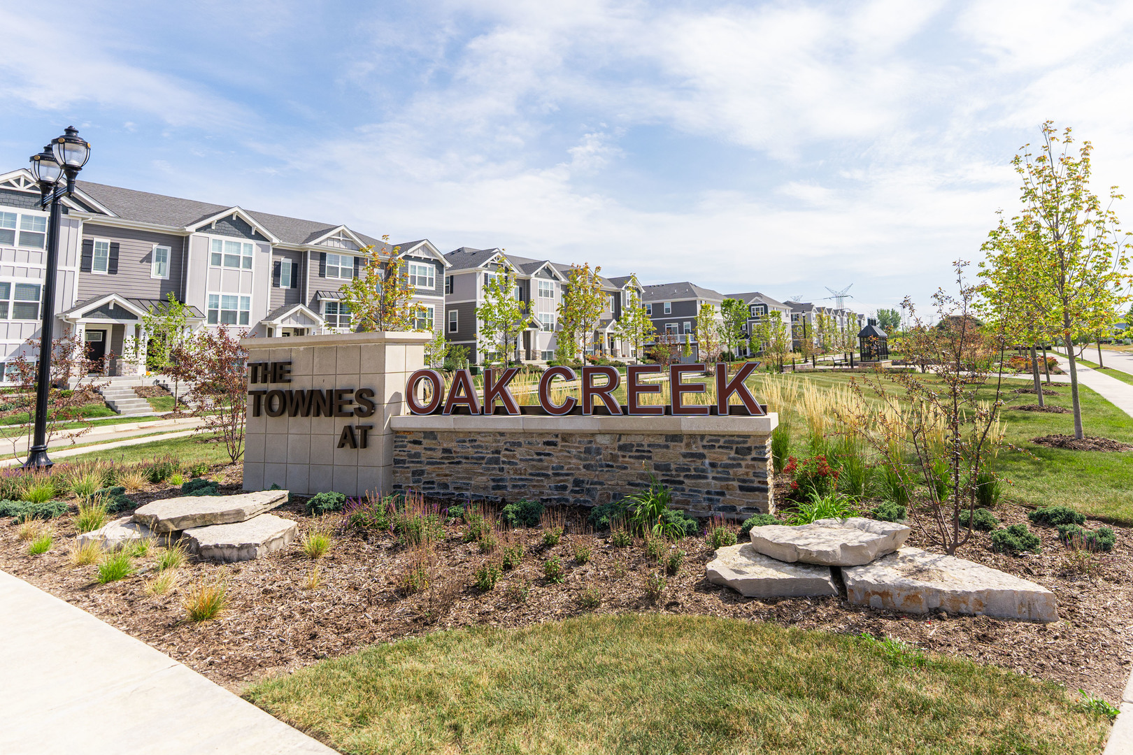 2016 Yellowstone Boulevard Mundelein, IL 60060 - Photo 28 of 30 a view of a lake with a house