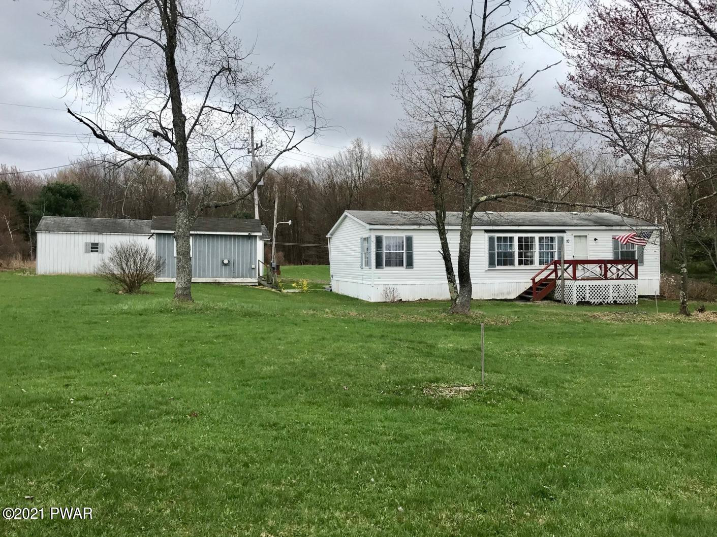 10 Como Road Lakewood, PA 18439 - Photo 2 of 31 front view