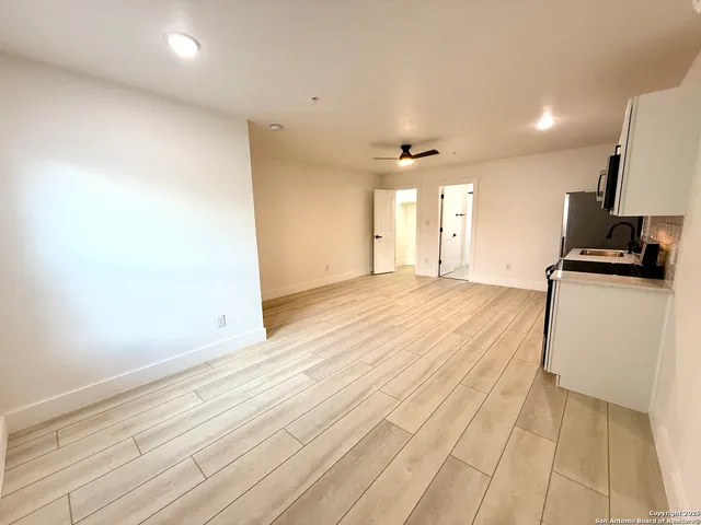 $850 | 2204 West San Antonio Street, Unit 6, New Braunfels, TX 78130