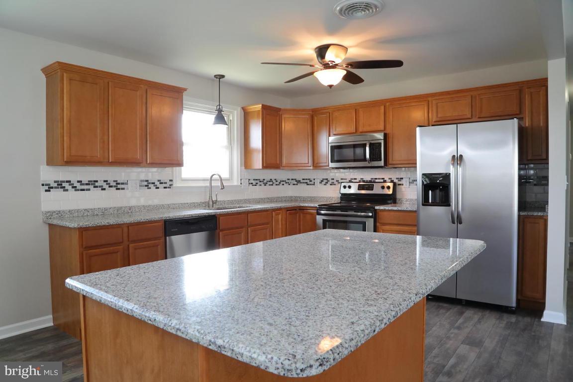 4 Briarcliff Road Elizabethtown, PA 17022 - Photo 2 of 21 Gallery Image 2