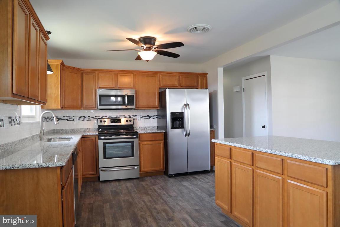 4 Briarcliff Road Elizabethtown, PA 17022 - Photo 3 of 21 Gallery Image 3
