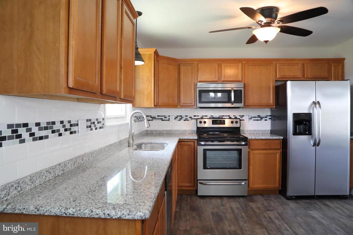 4 Briarcliff Road Elizabethtown, PA 17022 - Photo 4 of 21 Gallery Image 4