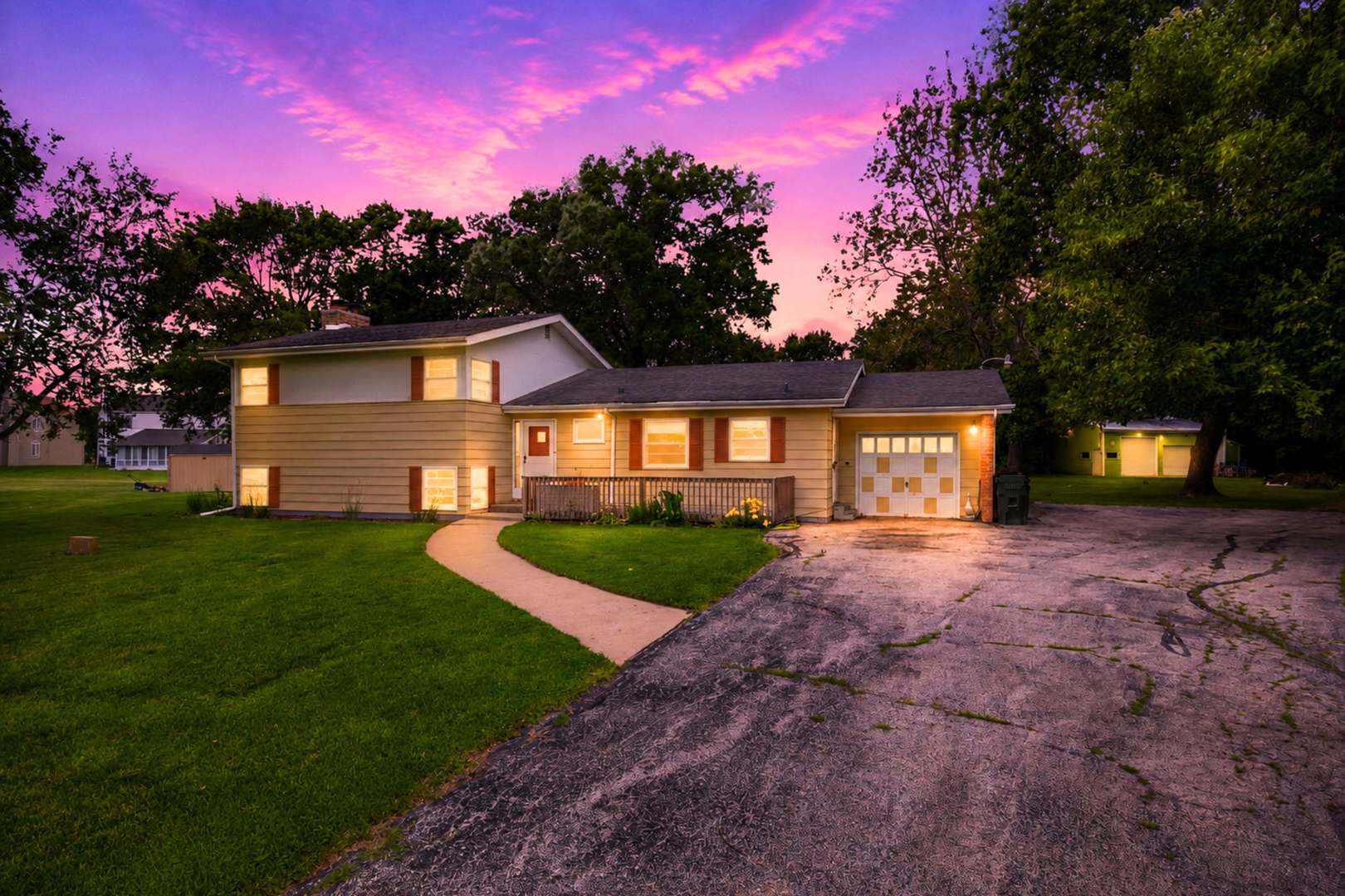 4110 Orchard Road Matteson, IL 60443 - Photo 1 of 23