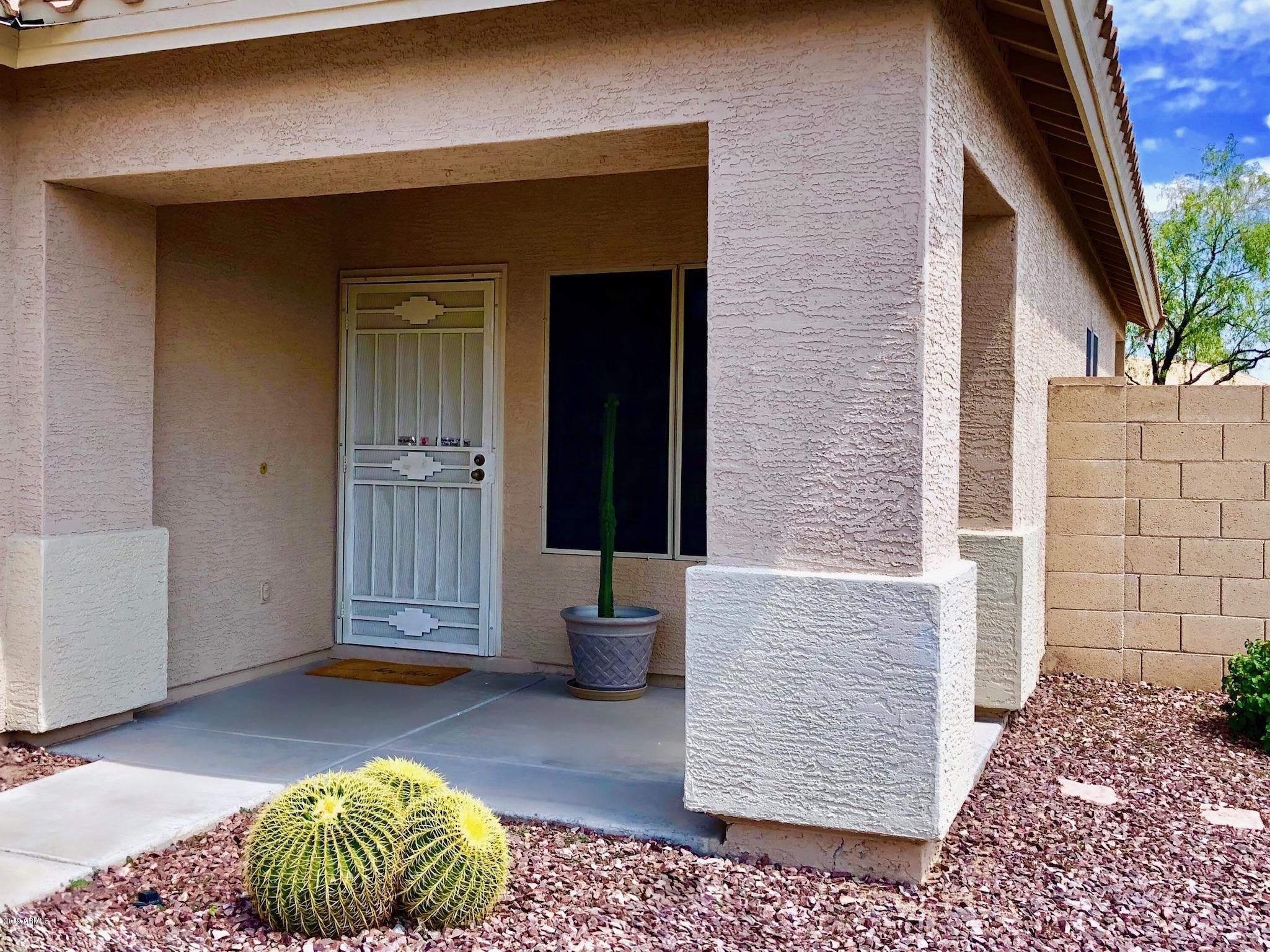 4053 West Saddlehorn Road Phoenix, AZ 85083 - Photo 16 of 47 Front Patio