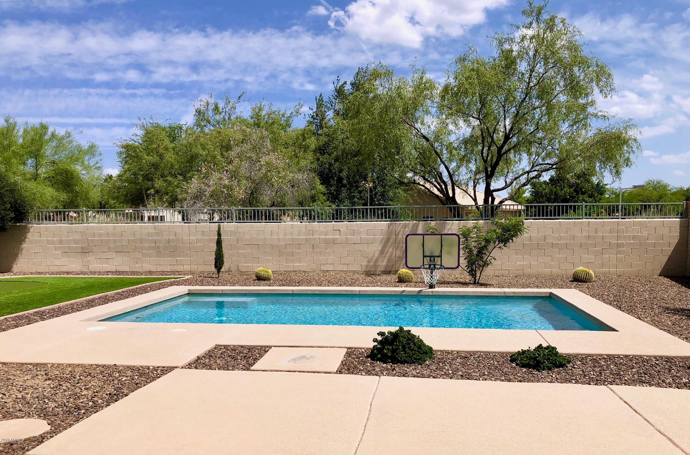 4053 West Saddlehorn Road Phoenix, AZ 85083 - Photo 18 of 47 Large Pool