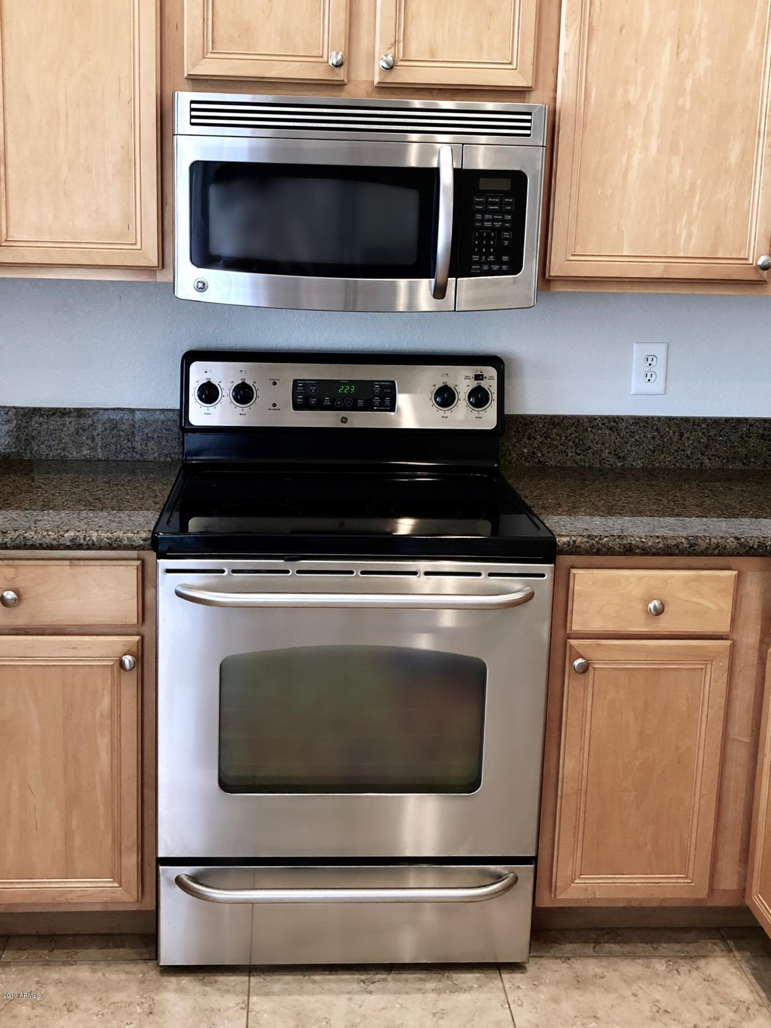 4053 West Saddlehorn Road Phoenix, AZ 85083 - Photo 8 of 47 Stainless Steel Appliances
