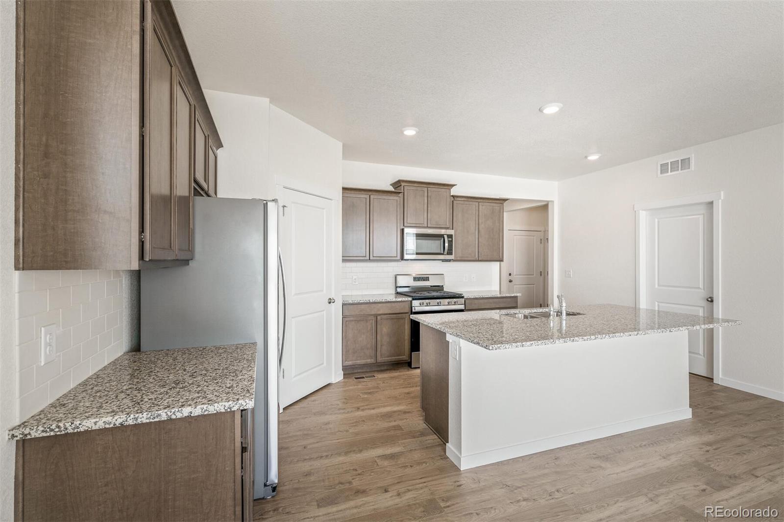 1491 Sun River Road Berthoud, CO 80513 - Photo 13 of 24 Gallery Image 13