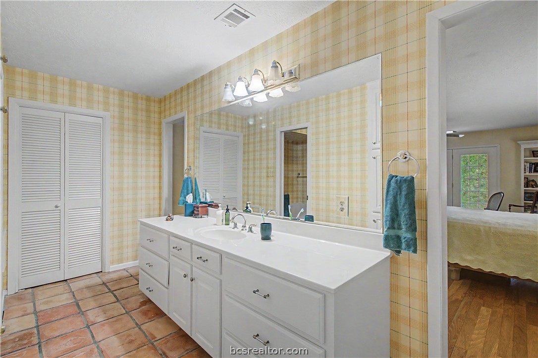 7097 Batts Ferry Road College Station, TX 77845 - Photo 10 of 36 Gallery Image 10