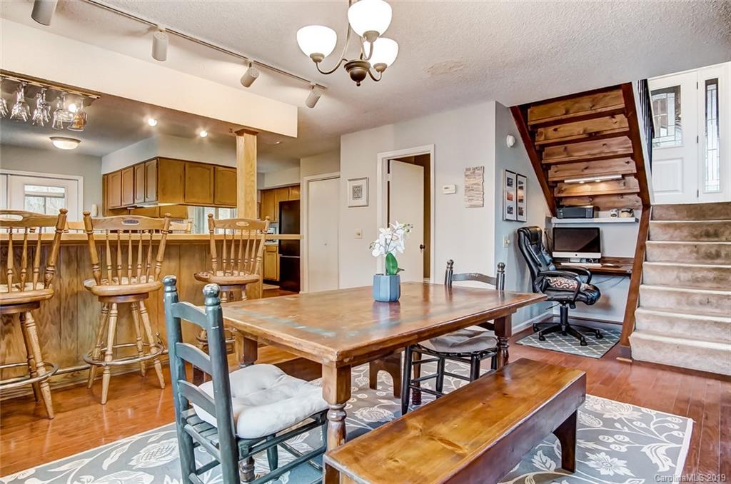 7714 Robin Crest Road Charlotte, NC 28226 - Photo 11 of 36 Gallery Image 11
