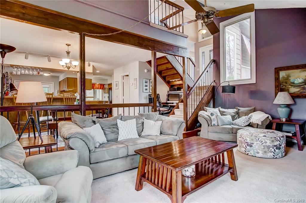 7714 Robin Crest Road Charlotte, NC 28226 - Photo 9 of 36 Gallery Image 9