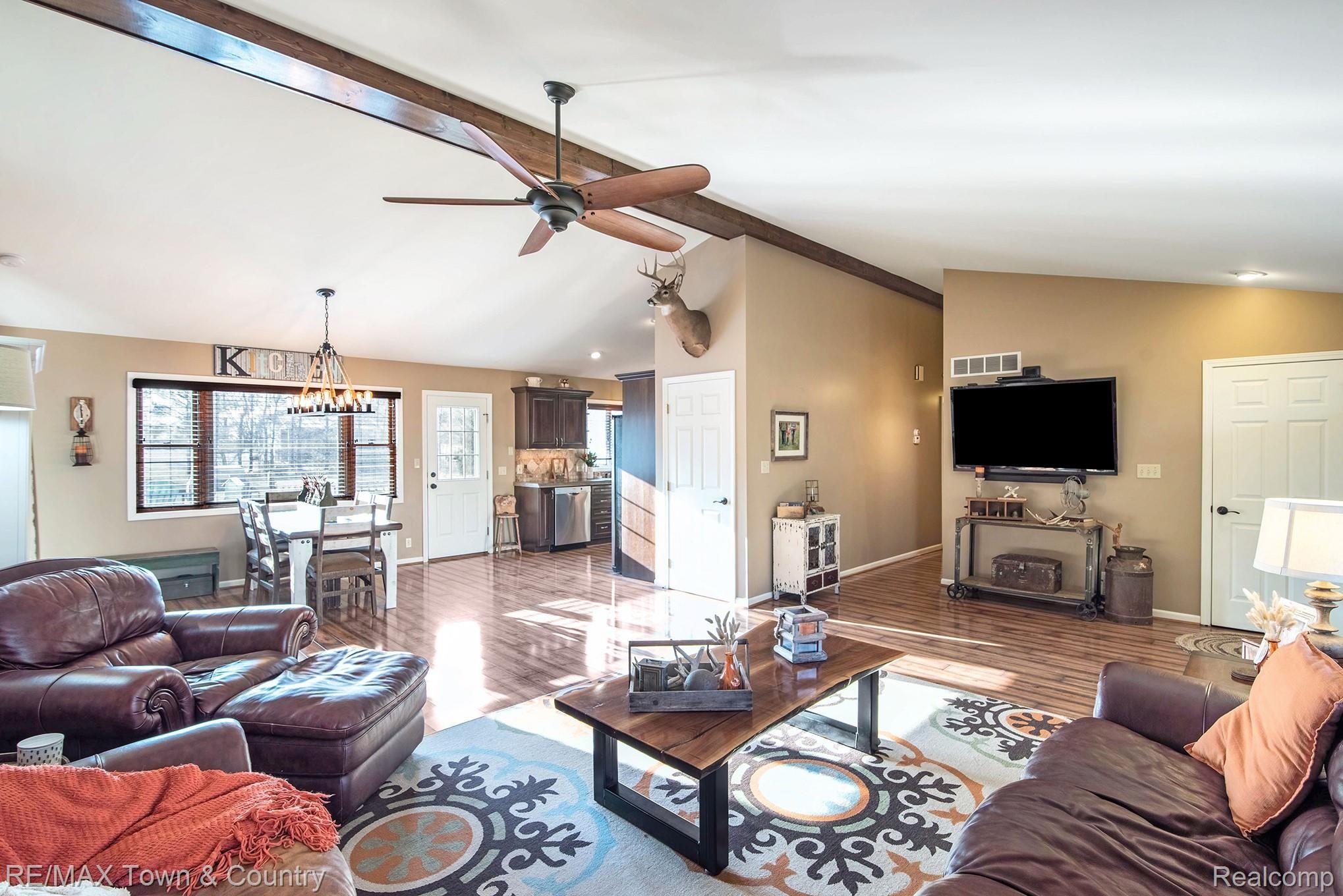 8101 North Nichols Road Flushing, MI 48433 - Photo 8 of 41 15.jpg