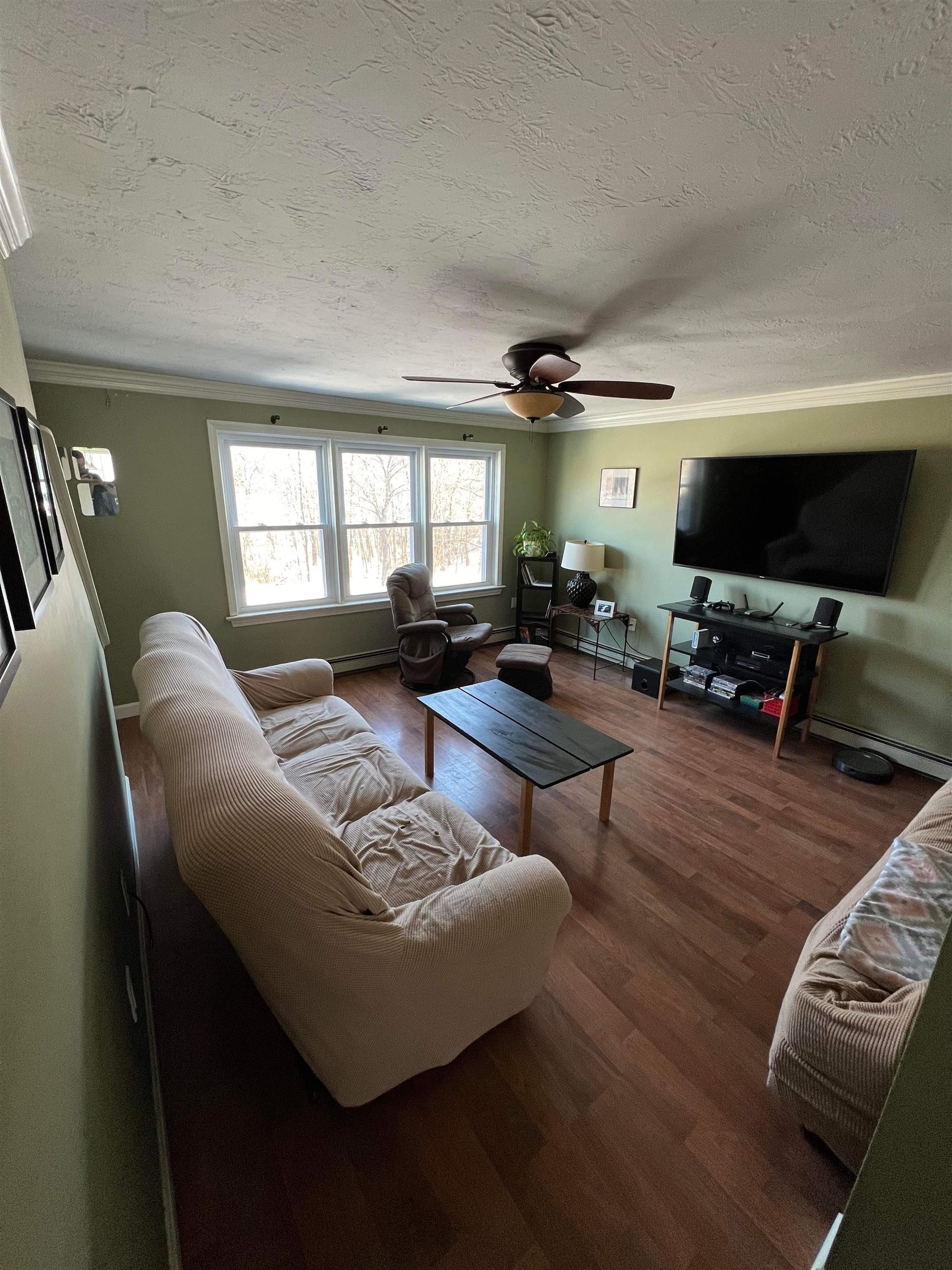 320 Circle Road Manchester, NH 03103 - Photo 3 of 6