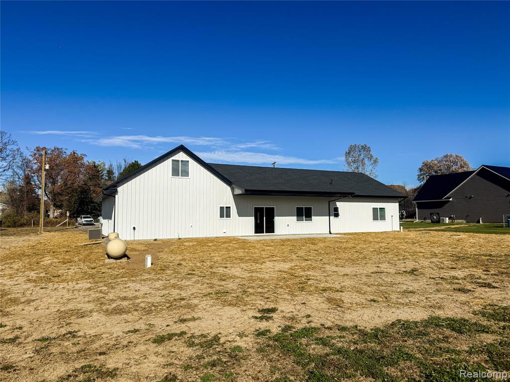 12415 Miller Road Lennon, MI 48449 - Photo 15 of 17