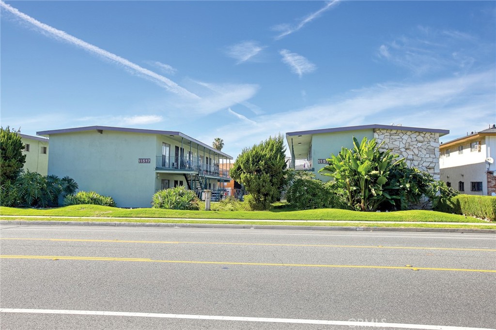 11517 Old River School Road Downey, CA 90241 - Photo 1 of 7