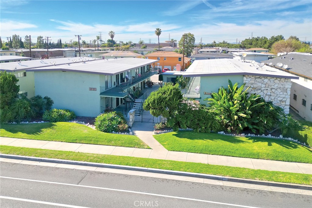 11517 Old River School Road Downey, CA 90241 - Photo 2 of 7