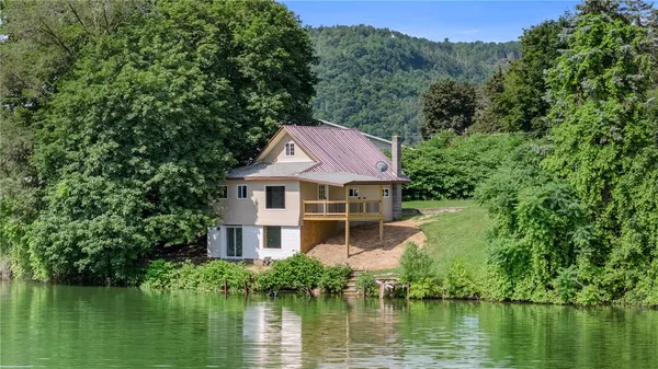 $229,000 | 6991 East William St Extension, Bath, NY 14810