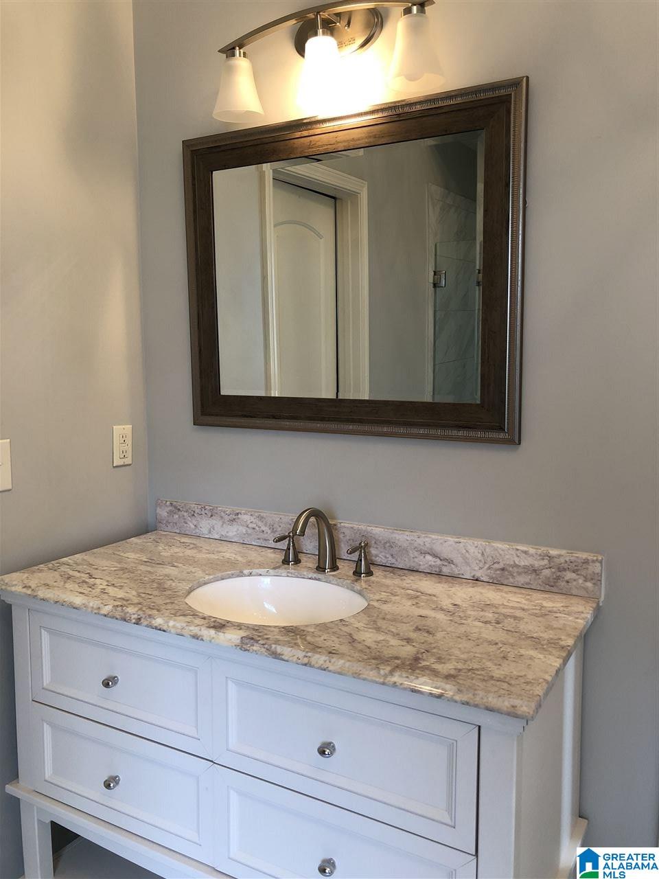 1056 Riviera Drive Calera, AL 35040 - Photo 17 of 28