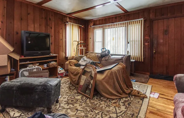 $169,000 | 1512 Glenwood Avenue, Joliet, IL 60435