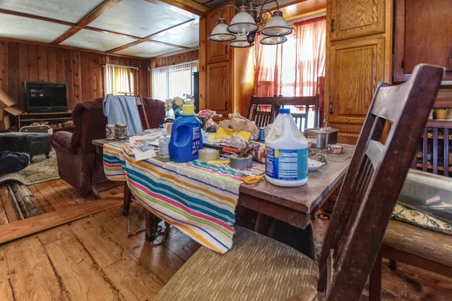 $169,000 | 1512 Glenwood Avenue, Joliet, IL 60435