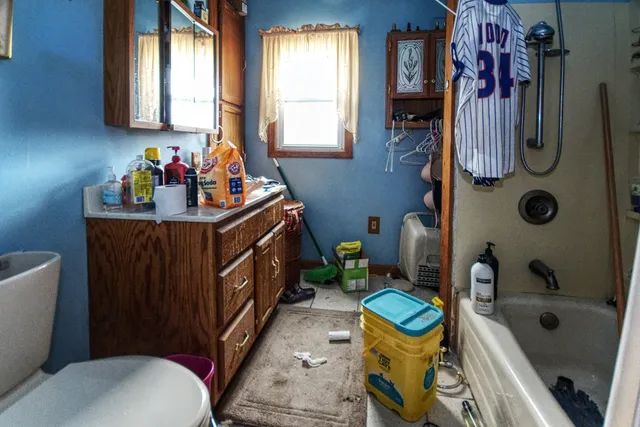 $169,000 | 1512 Glenwood Avenue, Joliet, IL 60435