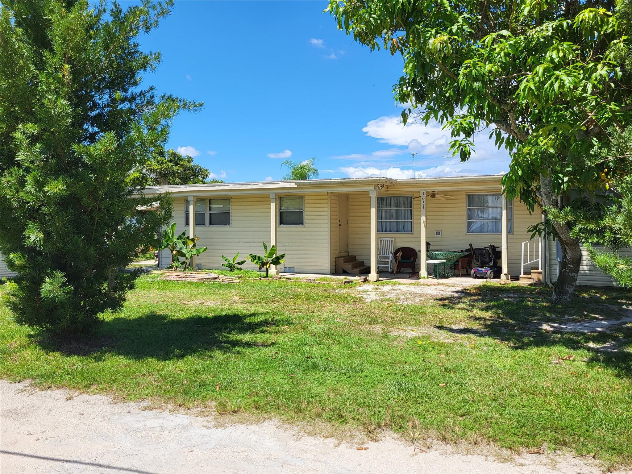 1051 Echo Avenue Moore Haven, FL 33471 - Photo 4 of 33 Photo 4