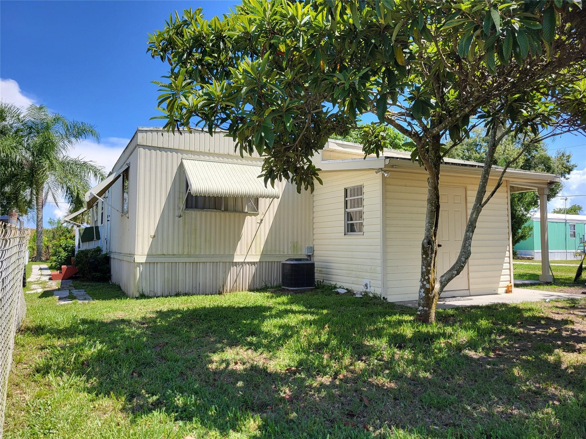 1051 Echo Avenue Moore Haven, FL 33471 - Photo 7 of 33 Photo 7