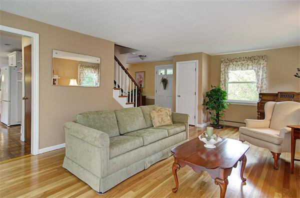 18 Nagog Hill Road Littleton, MA 01460 - Photo 6 of 28 Gallery Image 6
