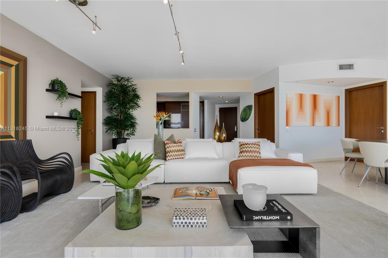450 Alton Road, Unit 801 Miami Beach, FL 33139 - Photo 3 of 13 Gallery Image 3