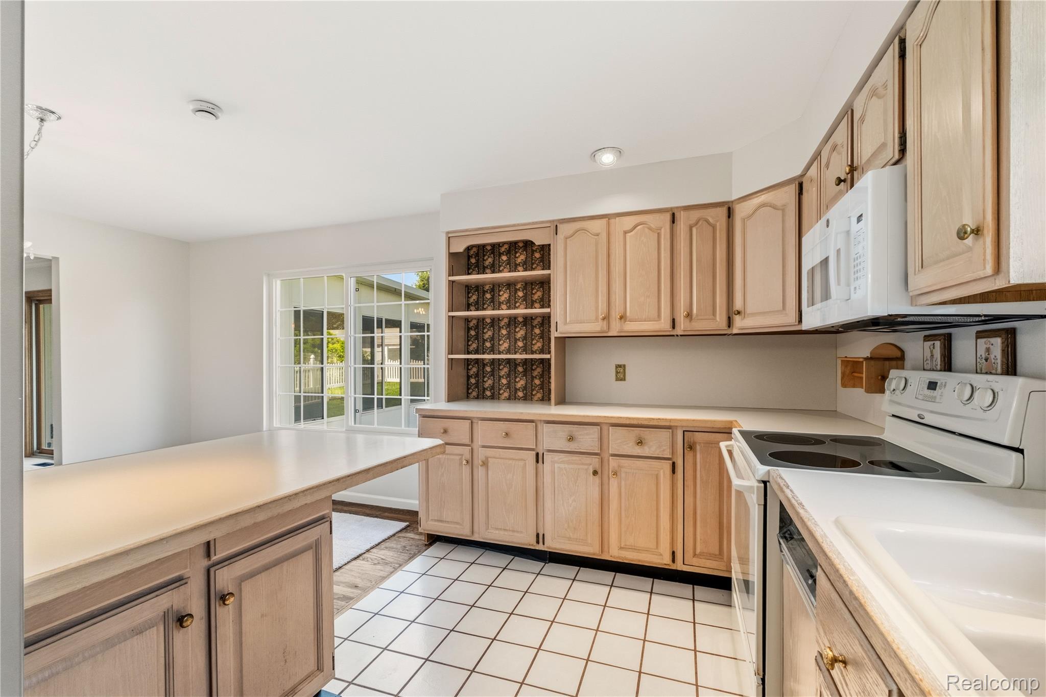 42352 Park Ridge Road Novi, MI 48375 - Photo 13 of 40 42352 Park Ridge0034.jpg