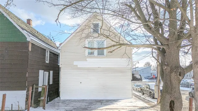 $1,250 | 2146 Genesee Street, Buffalo, NY 14211