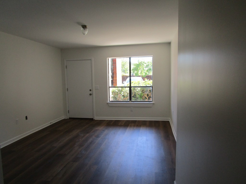 251 Rast Street, Unit I2 Sumter, SC 29150 - Photo 9 of 12