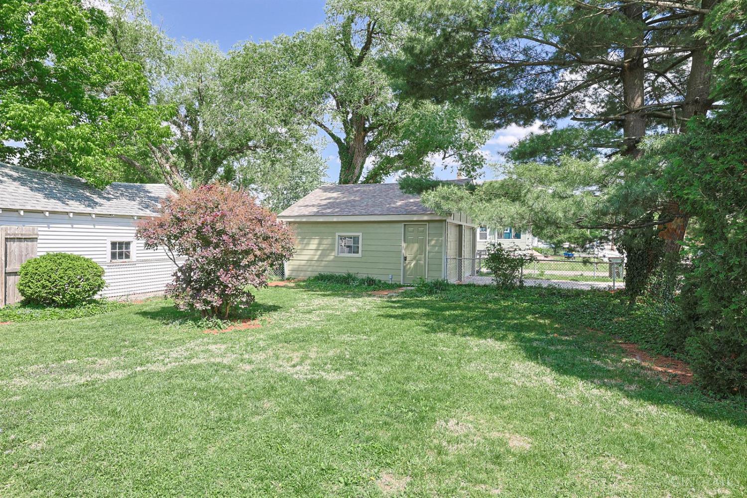 7300 Plainfield Road Deer Park, OH 45236 - Photo 33 of 39