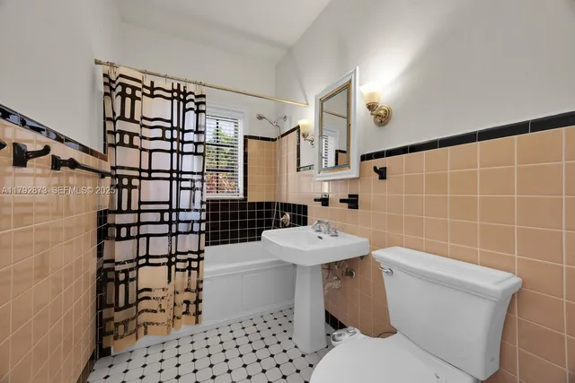 $1,490,000 | 234 Alesio Avenue, Coral Gables, FL 33134