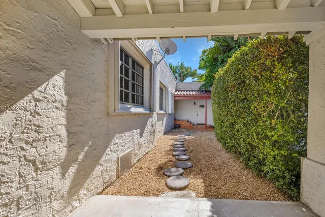 $1,490,000 | 234 Alesio Avenue, Coral Gables, FL 33134