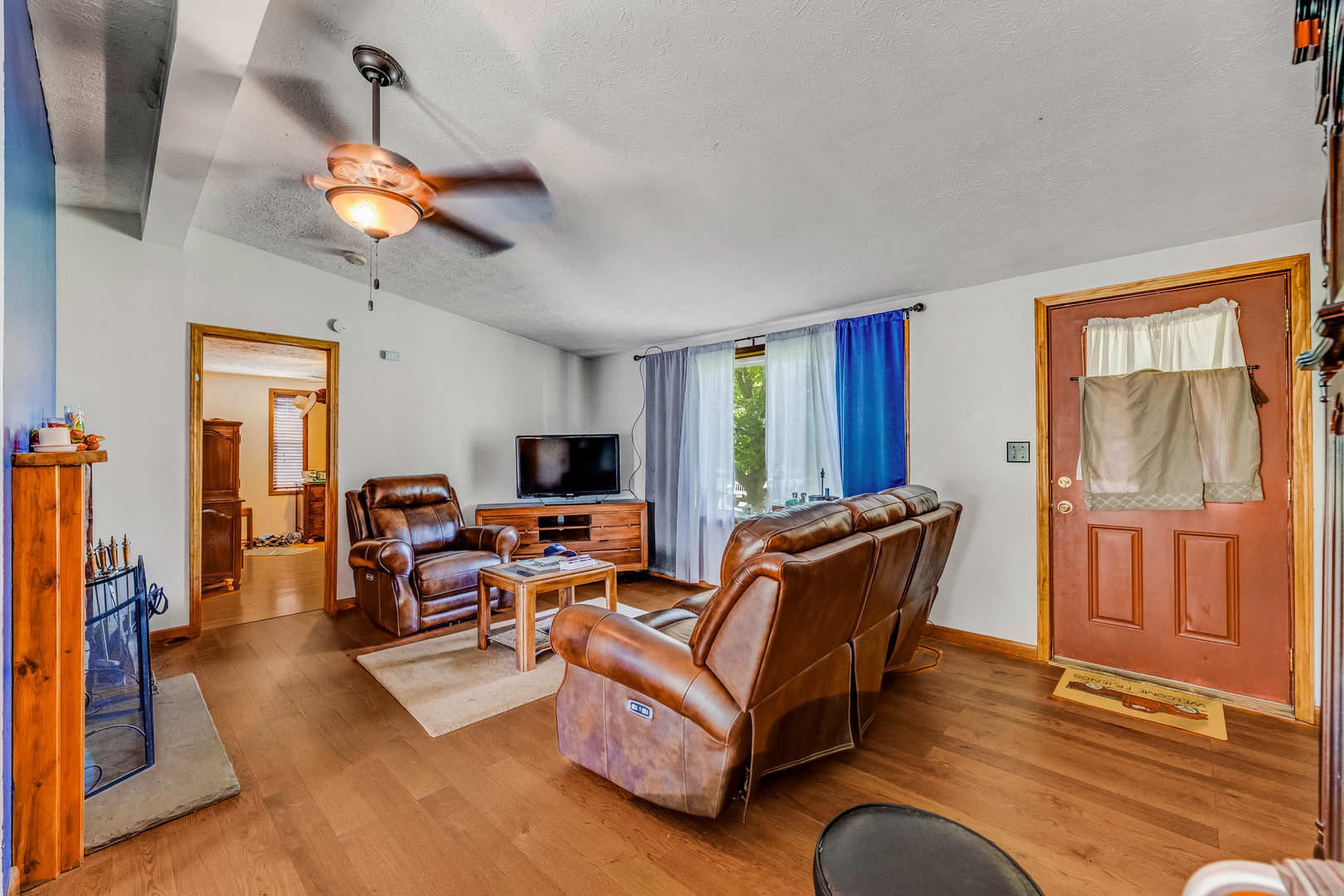 928 East County Line Road Grant Park, IL 60940 - Photo 3 of 23 Gallery Image 3