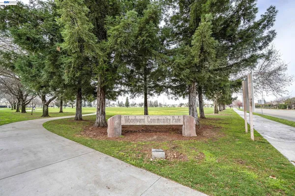 $670,000 | 1589 Friendly Street, Manteca, CA 95337