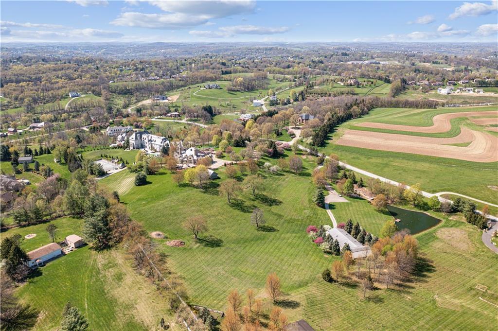 152 Justabout Road Venetia, PA 15367 - Photo 8 of 50 a view of a city