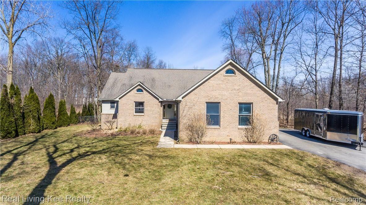 1582 West Auburn Road Rochester, MI 48309 - Photo 12 of 73 aerial exteriors11.jpg