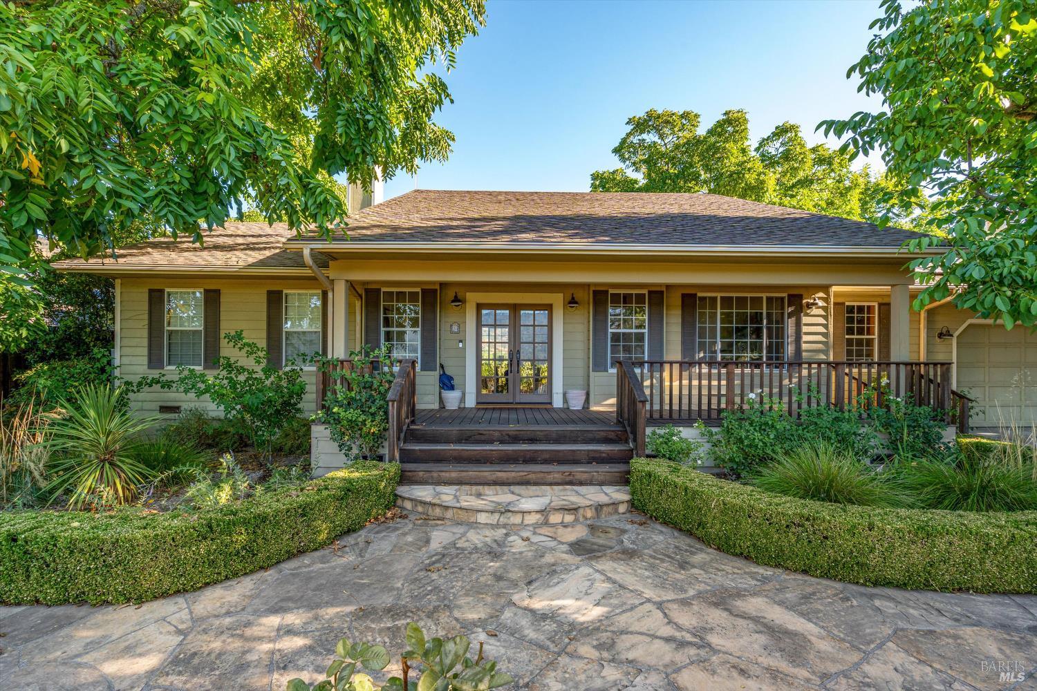 20 Rosedale Road Calistoga, CA 94515 - Photo 5 of 47 a front view of a house with garden