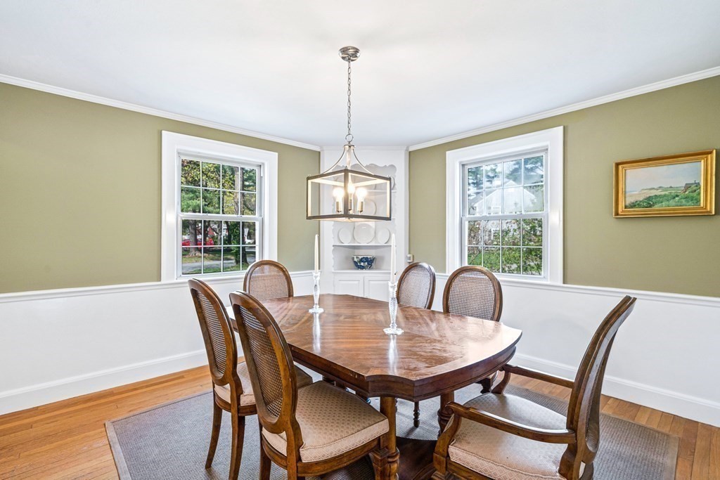5 Berkeley Road Wellesley, MA 02482 - Photo 12 of 41