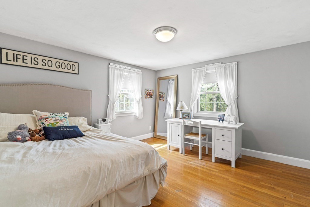5 Berkeley Road Wellesley, MA 02482 - Photo 18 of 41