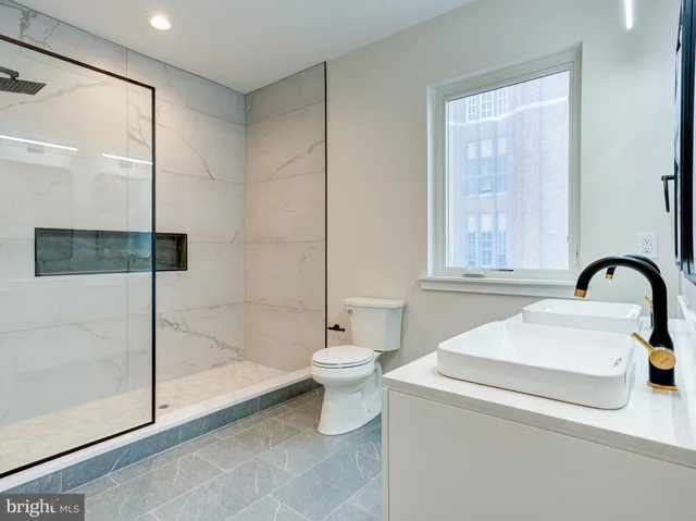 $3,600 | 632 Moyer Street, Philadelphia, PA 19125